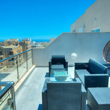 Lejlighed Luxurious Penthouse With 2 Large Terraces Dger1-1